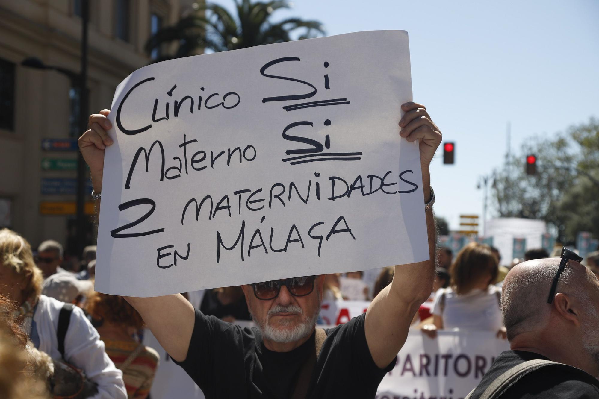 La manifestación en defensa de la Sanidad pública reúne a más de 7.000 personas en Málaga