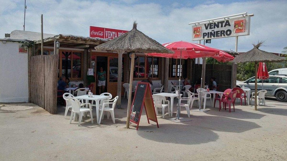 Exterior de la Venta Piñero, un clásico del Palmar.