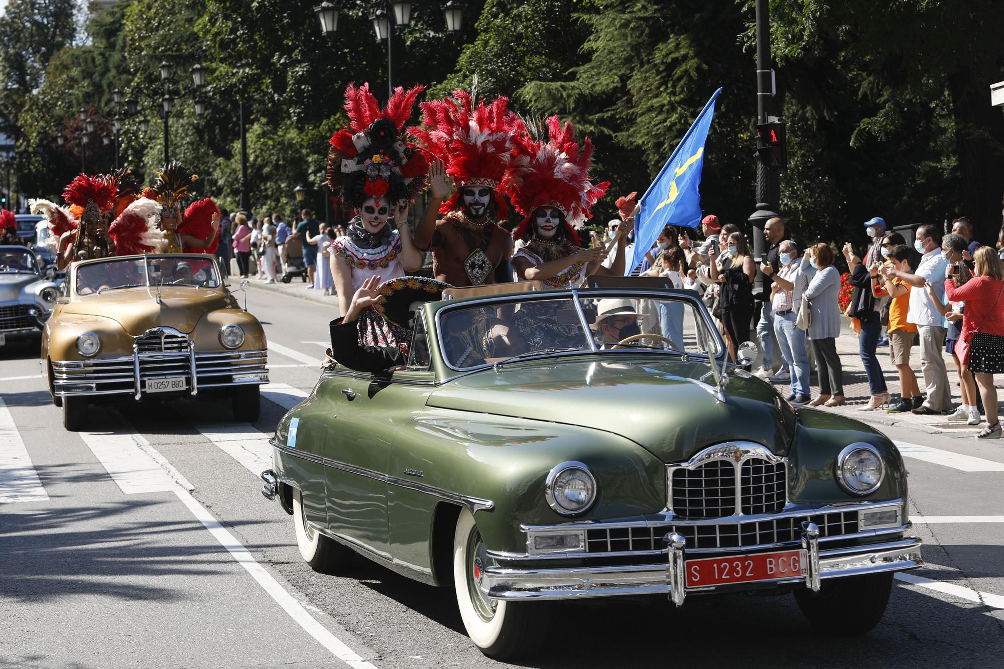 El mini desfile del Día de América en Asturias de San Mateo 2021