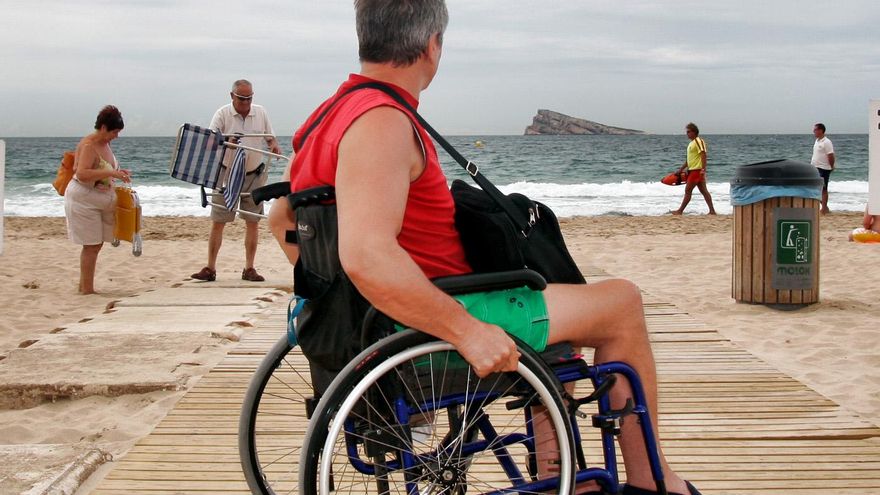 Benidorm quiere convertirse en el destino de sol y playa más accesible del país.