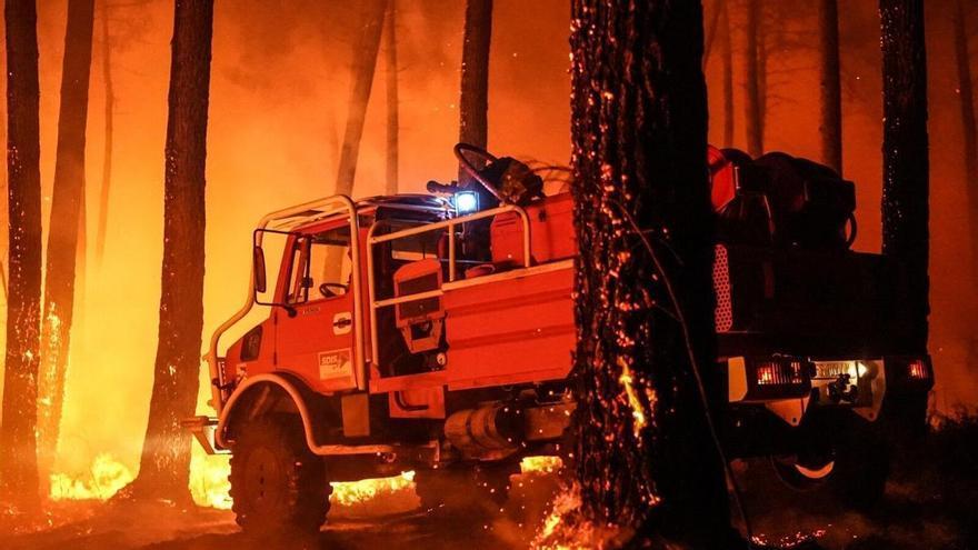 El gran incendio de Madrid y Ávila mira al cielo buscando una tregua: más de 88.000 afectados y 45.000 hectáreas arrasadas