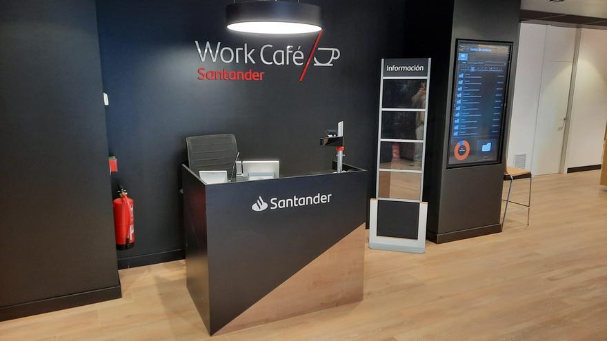 Banco Santander inaugura un Work Café en la plaza Espanya de Palma