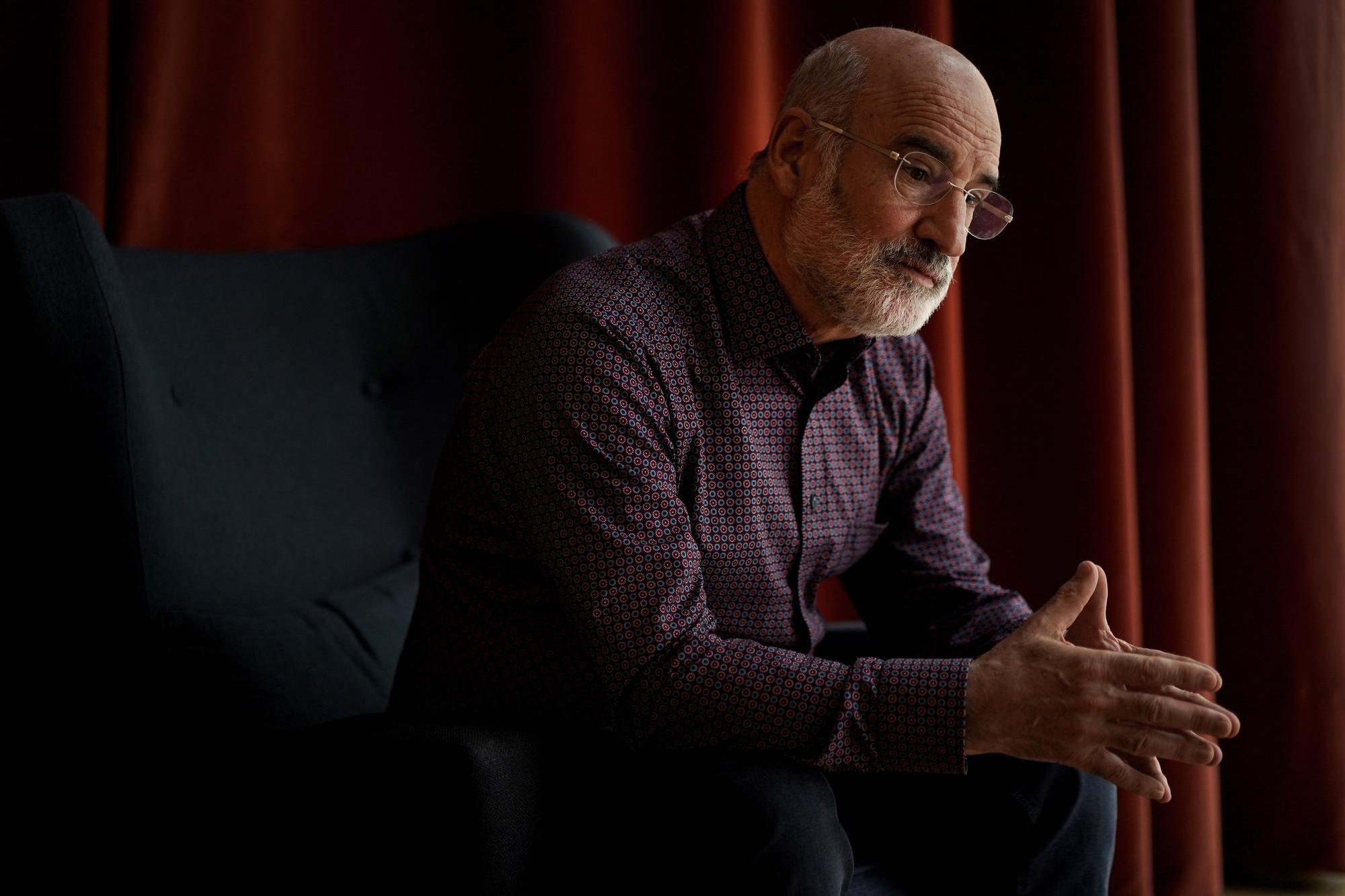 El escritor Fernando Aramburu, autor de 'Los vencejos'. FOTO: JOSÉ LUIS ROCA