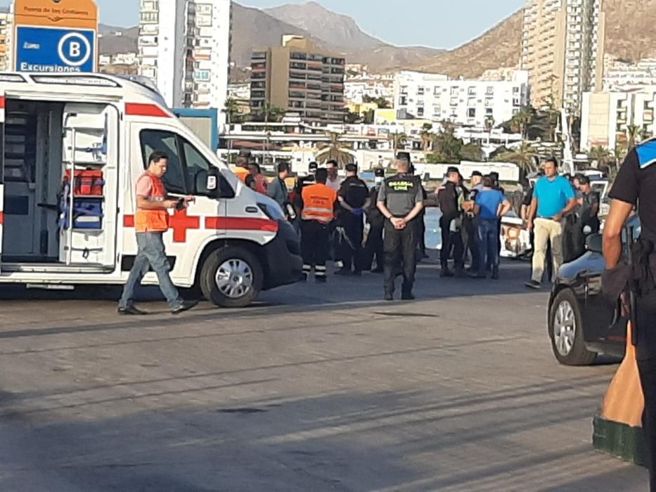 Llega un cayuco al sur de Tenerife