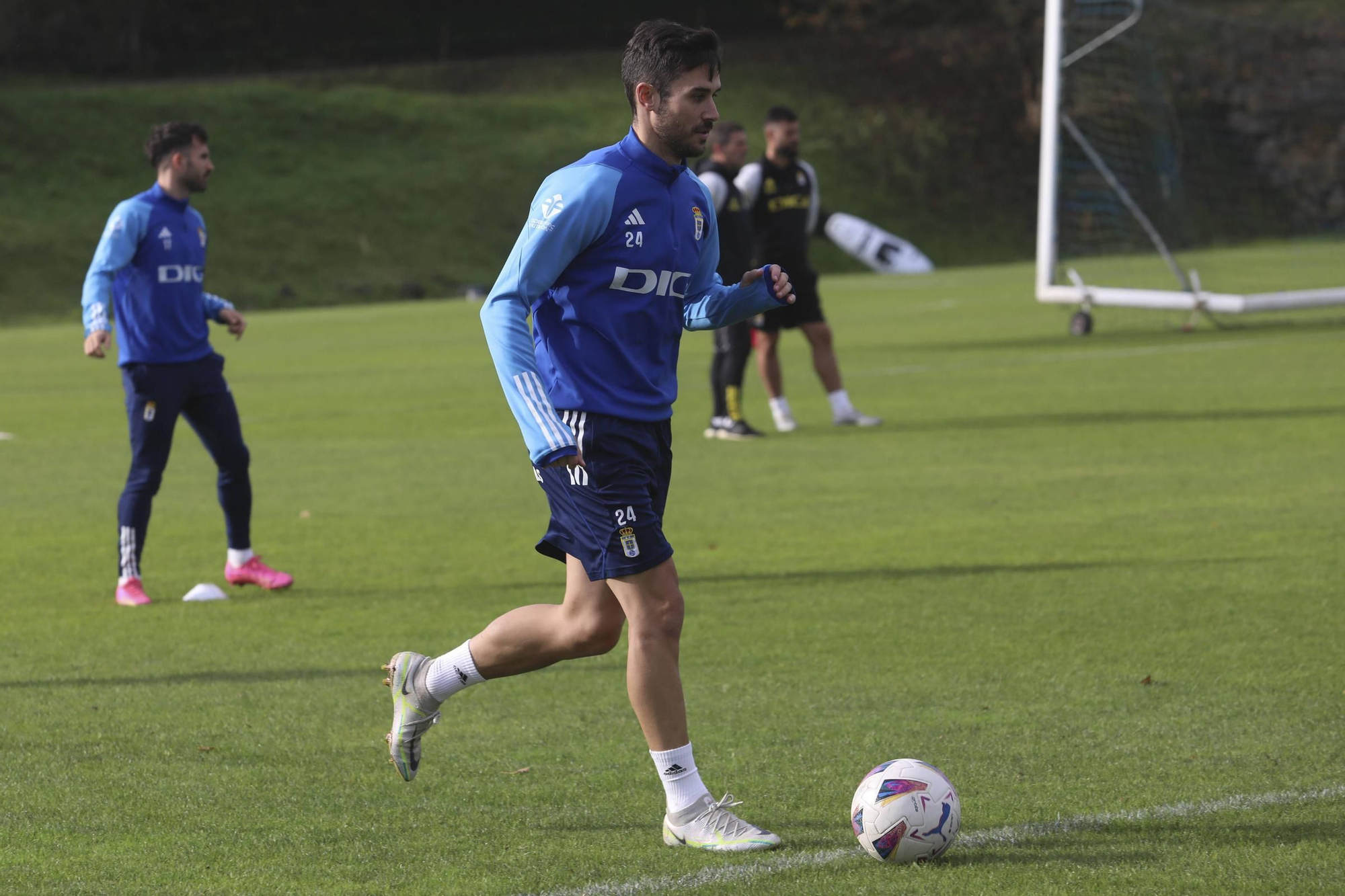 EN IMÁGENES: el entrenamiento del Oviedo