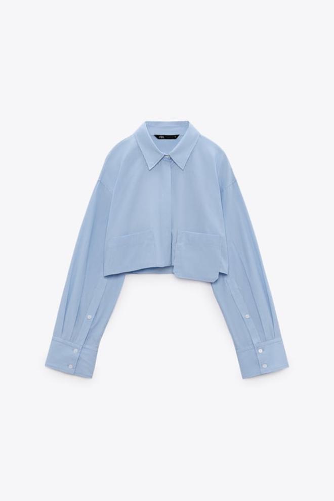 Camisa azul crop de Zara