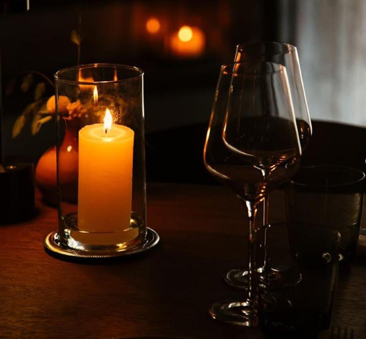 Sa Capella abre sus puertas para celebrar San Valentín con una cena a la luz de las velas.