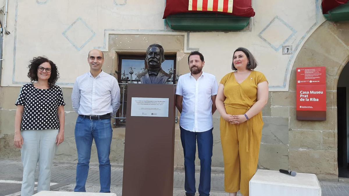 Acte d&#039;estrena del nou bust d&#039;Enric Prat de la Riba