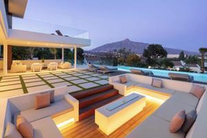 Exterior de la Villa Vida, una propiedad en Marbella que Pacaso ofrece a cerca de 700.000 dólares el octavo.