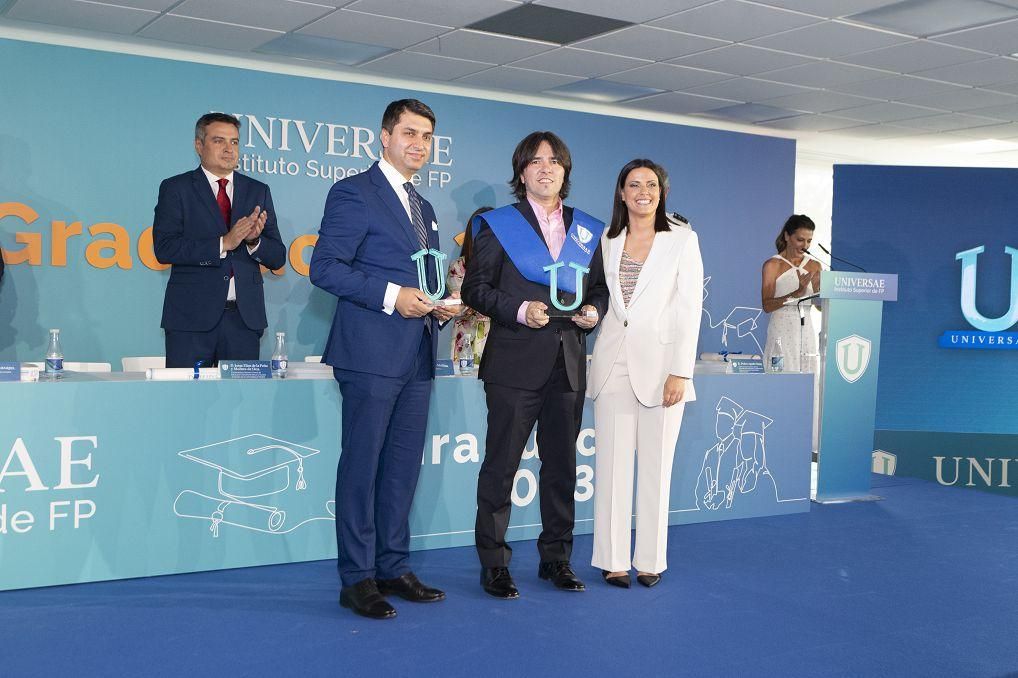 Graduación de la primera promoción de Universae