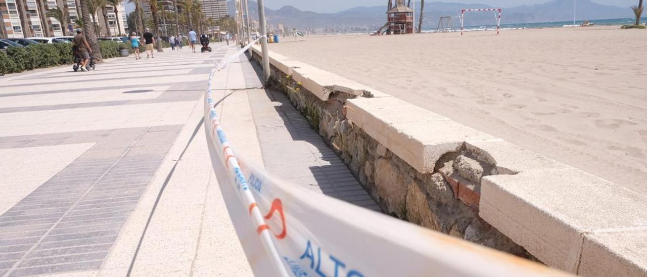 El banco del paseo presenta un estado deplorable en el tramo pendiente de reurbanizar