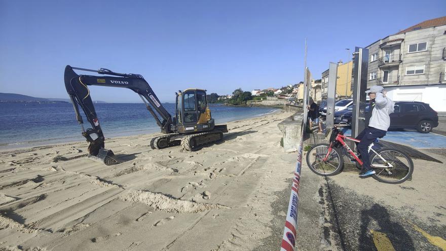 Los temporales obligan a cerrar O Con para reponer la arena