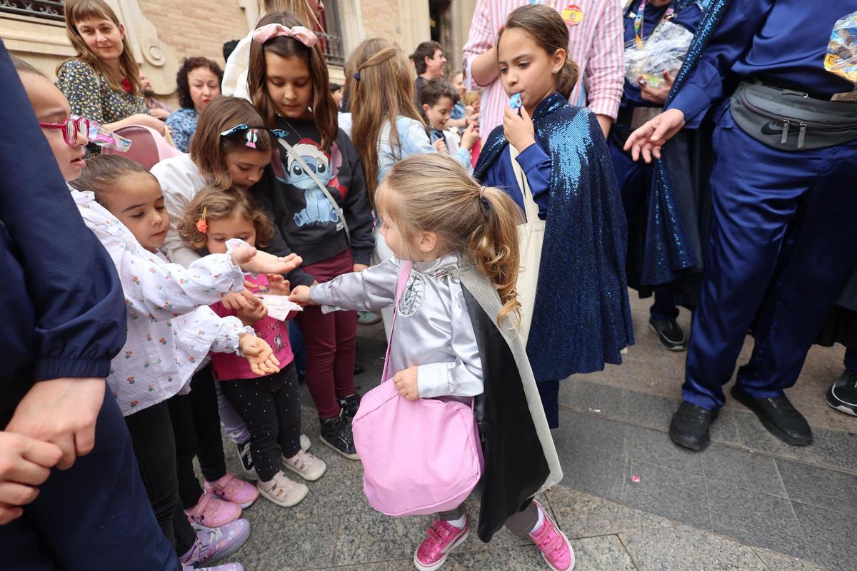 Las mejores imágenes del Pasacalles Sardinero Las mejores imágenes del Pasacalles Sardinero