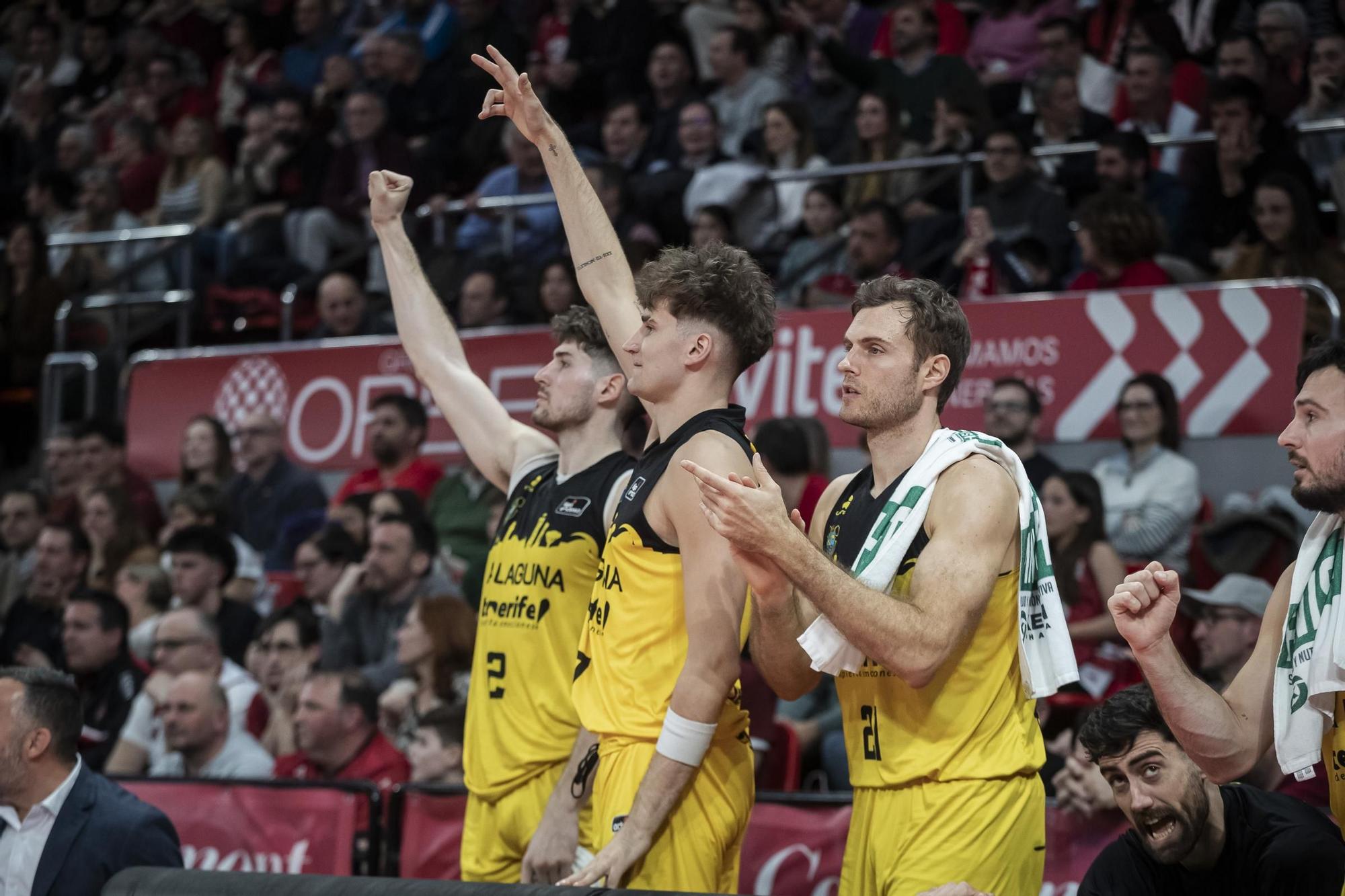 Zaragoza - La Laguna Tenerife