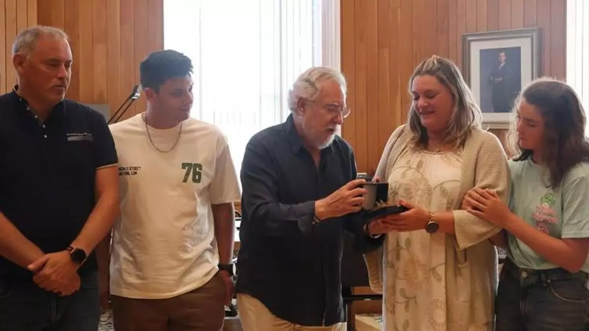 El gesto «valiente» de una familia en Samil que acaba en reconocimiento: «Pudo ser una tragedia»
