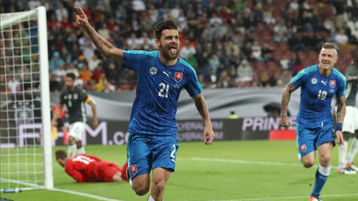 Duris marcó el segundo gol de Eslovaquia antes del descanso