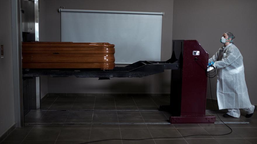 Detenidos los dueños y dos empleados de una funeraria por timar a las universidades con la cesión de cadáveres