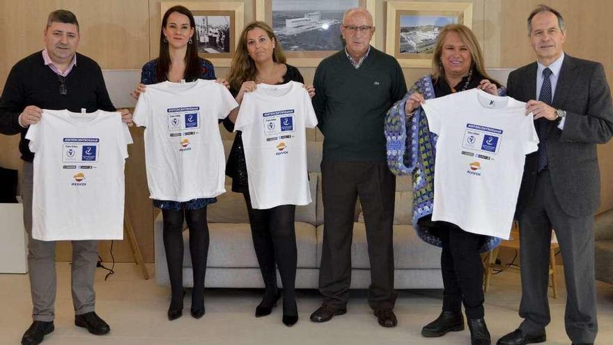 Repsol dona camisetas para los participantes del Festival Intercentros