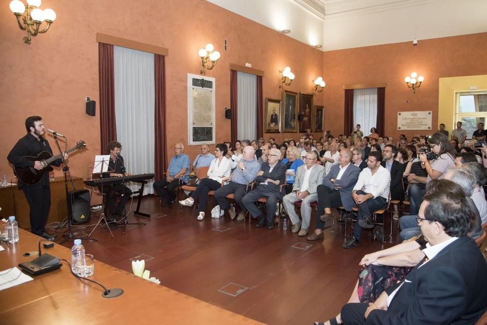 Acte per lliurar a Josep Rueda la medalla de la Ciutat al mèrit Cívic