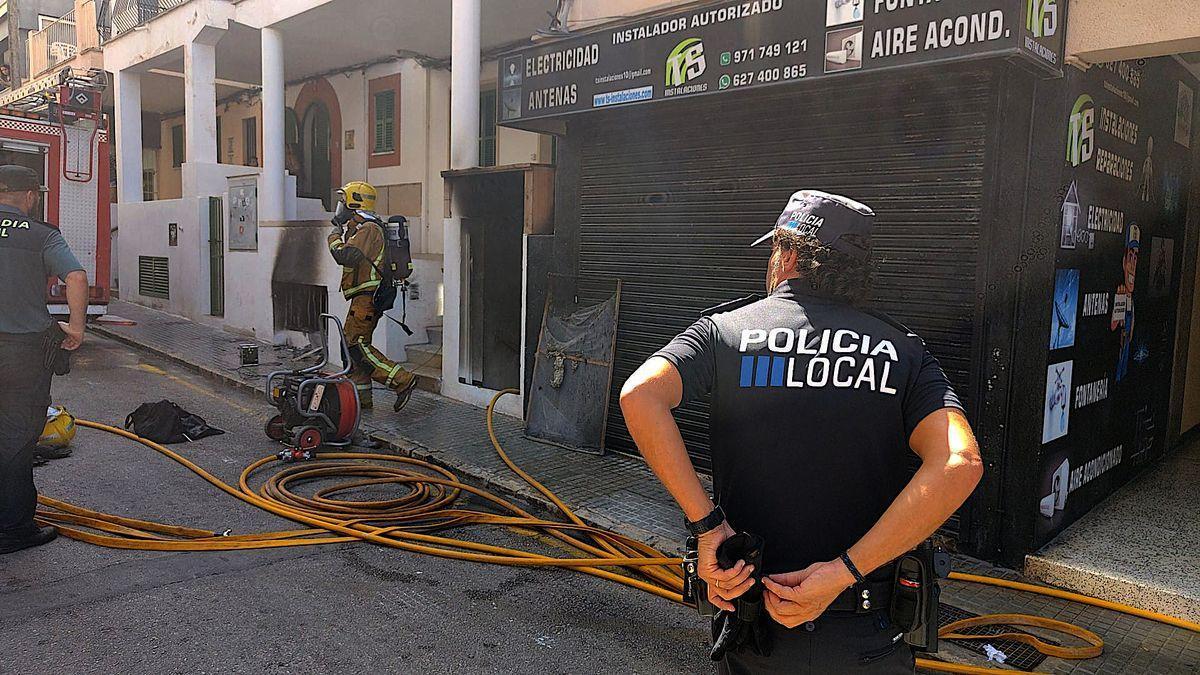 Incendio sin víctimas en un sótano de s&#039;Arenal de Llucmajor.