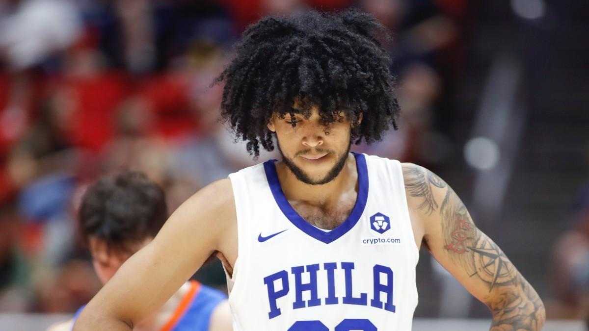 Izan Almansa, en un partido de la Summer League con los Sixers