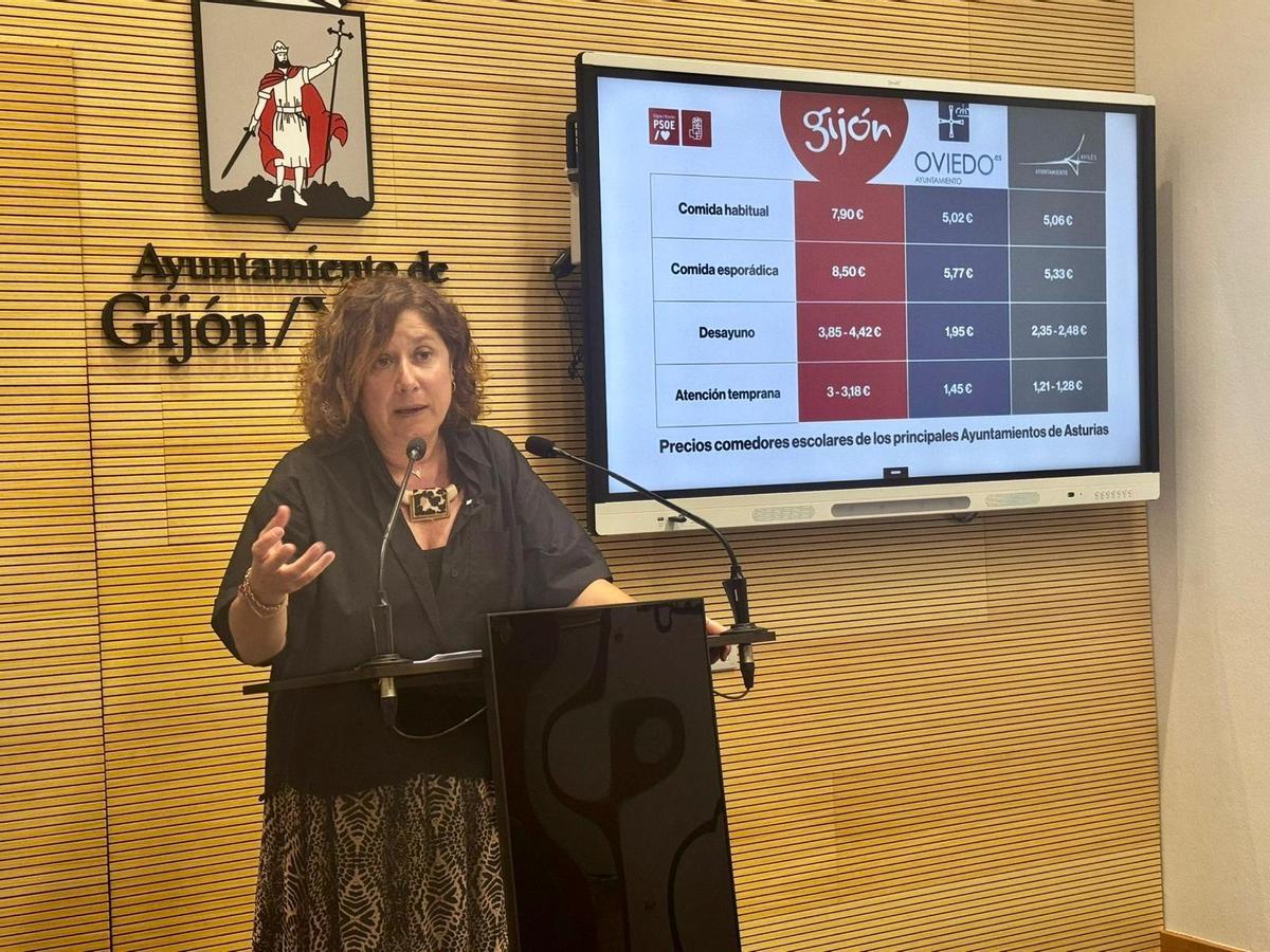 Carmen Eva Pérez, portavoz del PSOE.