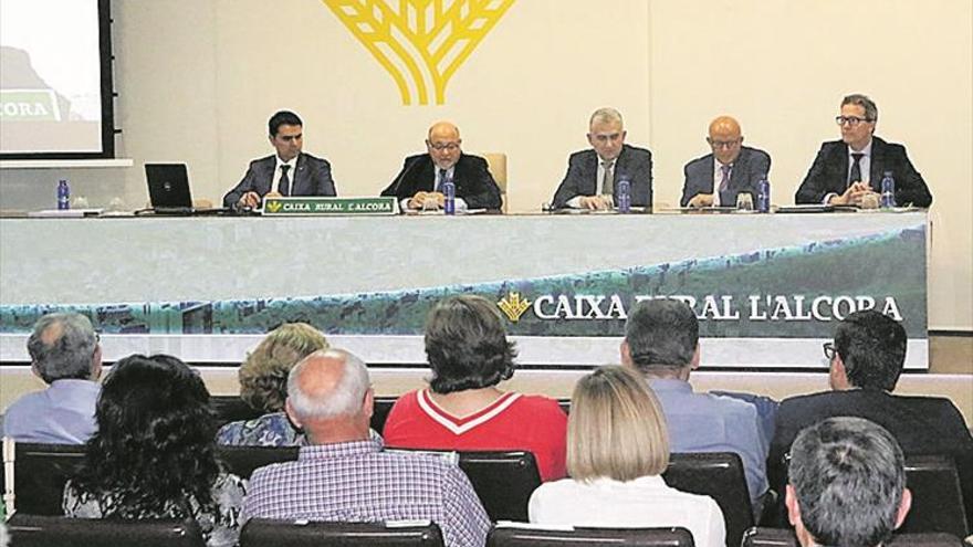 Caixa Rural lanza un plan social de apoyo al emprendimiento