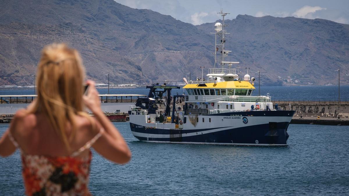 El buque oceanográfico Ángeles Alvariño en una de sus visitas a Tenerife.