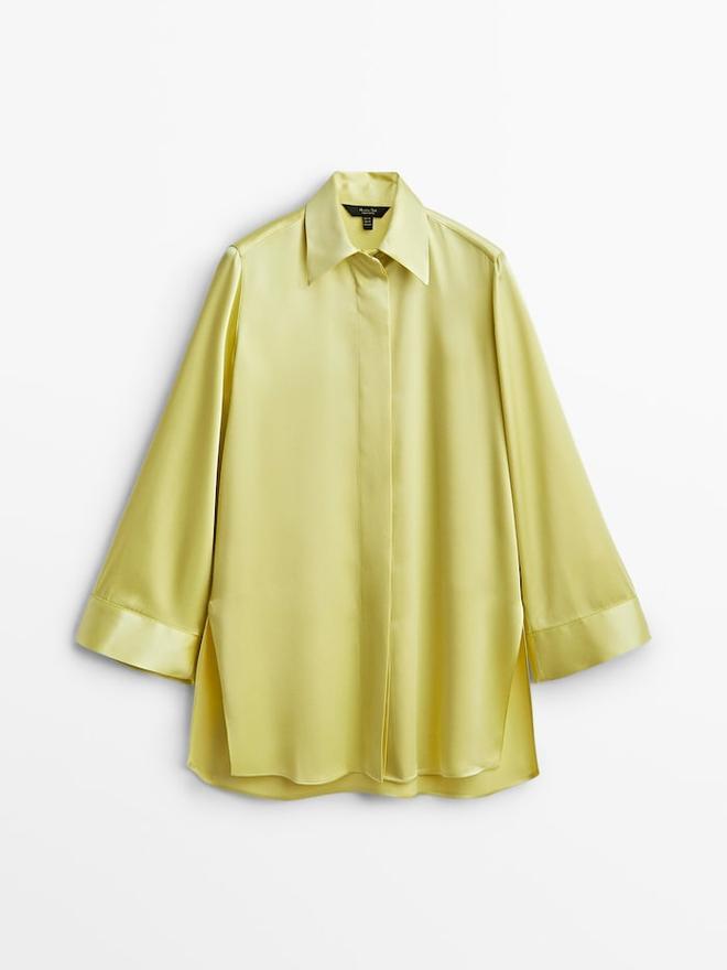 Camisa satinada en color lima de Massimo Dutti