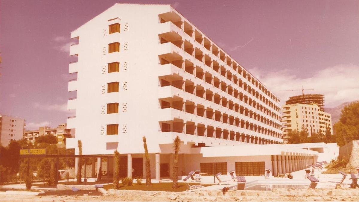 50 años del hotel Poseidón de Benidorm: el antes y el ahora