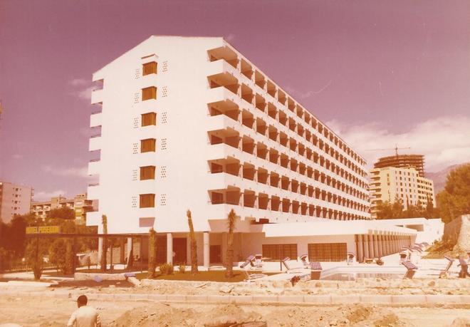 50 años del hotel Poseidón de Benidorm: el antes y el ahora
