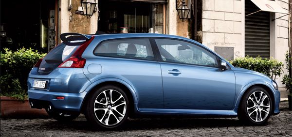 Volvo C30.