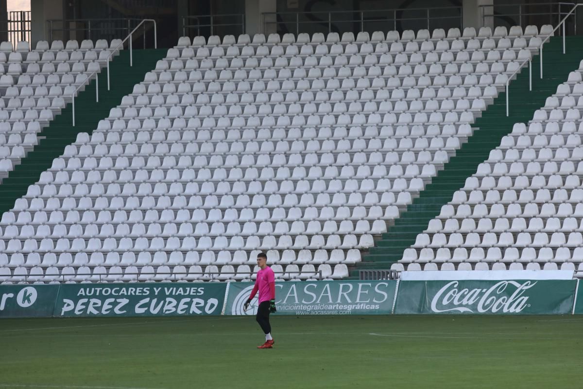 El Córdoba CF vuelve a jugar en El Arcángel