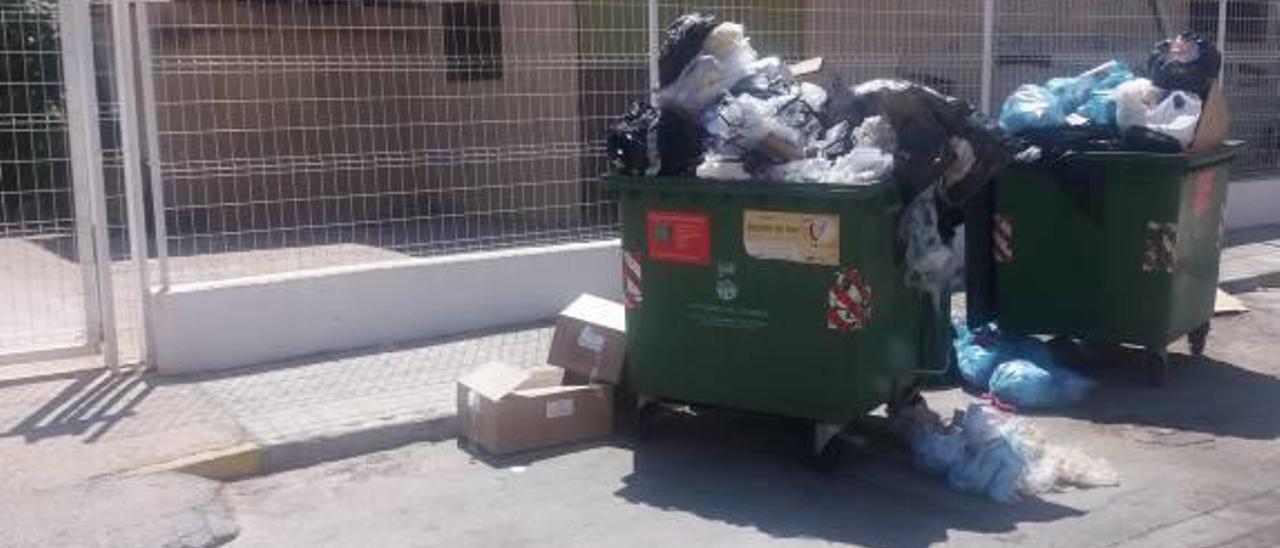 Quejas por la basura y la limpieza en el polígono