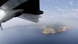 Avión de Salvamento Marítimo en un vuelo sobrevolando la Comunidad Valenciana