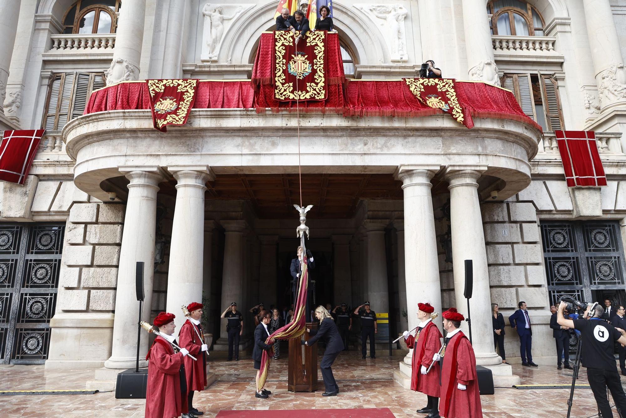 La procesión cívica deja imágenes para la historia