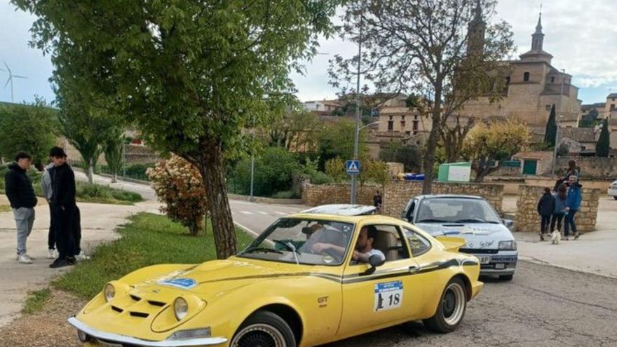 Los coches clásicos toman las calles