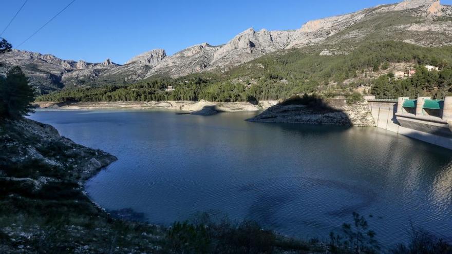 L&#039;Alfàs prohíbe el consumo de agua del grifo tras las inundaciones