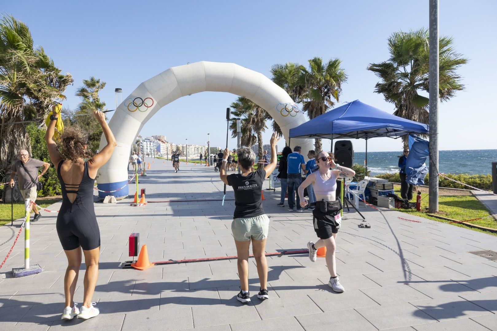 Así fue en imágenes una nueva edición de la carrera solidaria de AFA Torrevieja