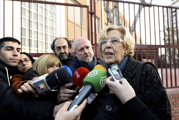 CARMENA VOTANDO EN LAS ELECCIONES GENERALES DEL 20D