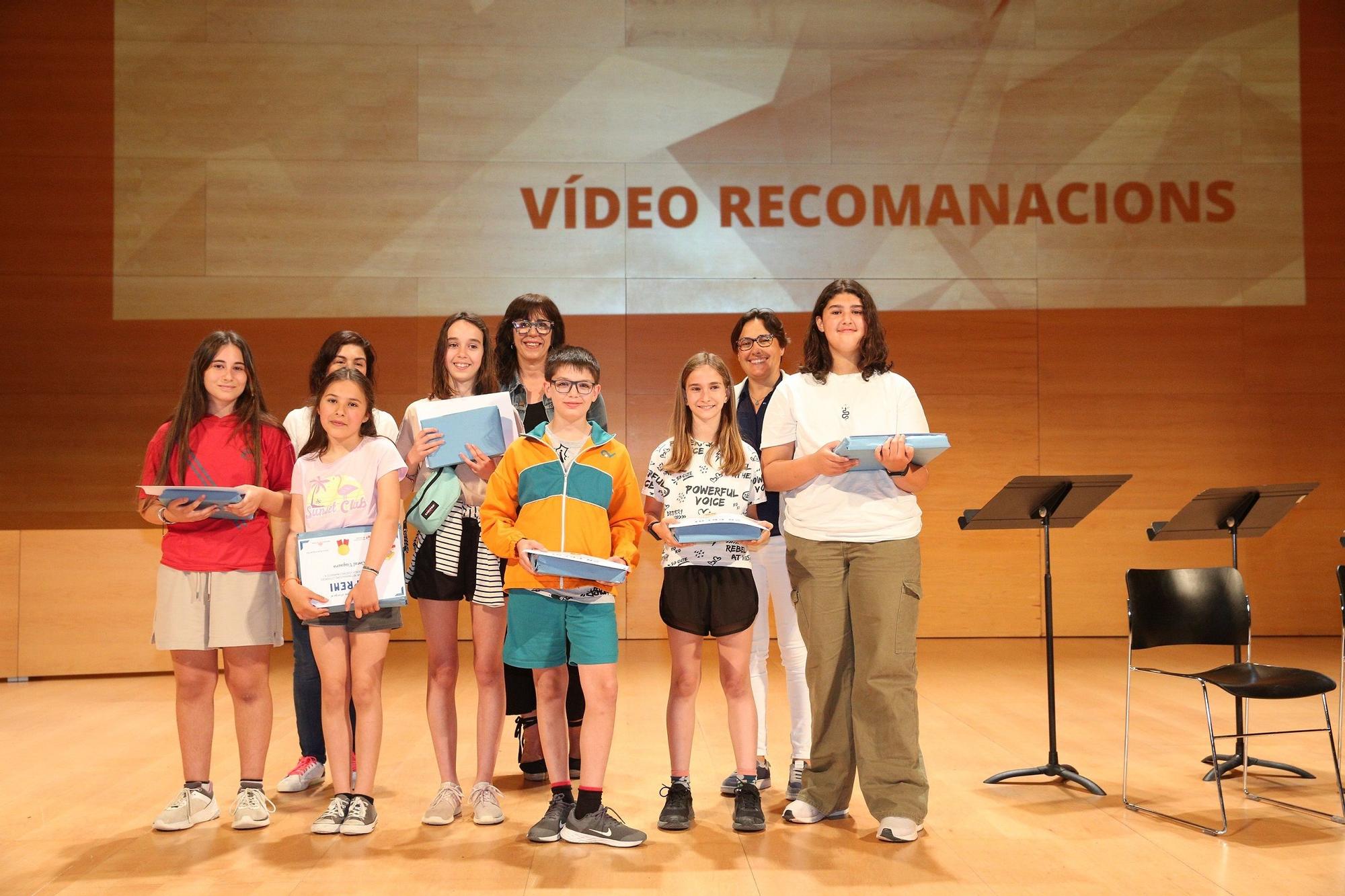 Girona lliura els premis escolars dels concursos de promoció de la lectura i l'escriptura