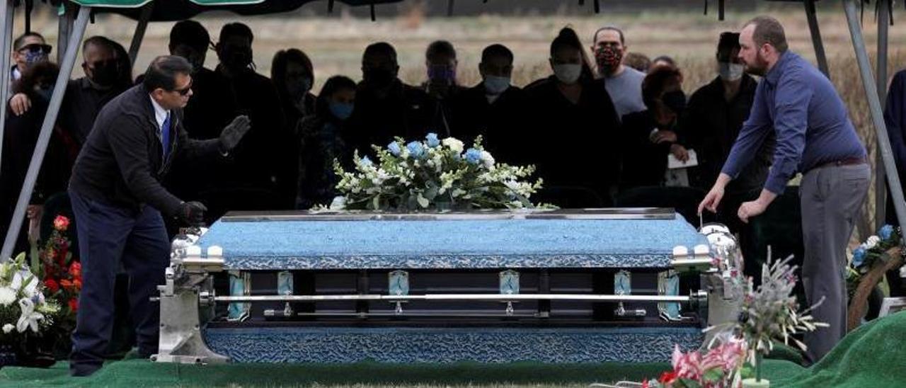 Funeral por una víctima del Covid en Colorado (EE.UU.)