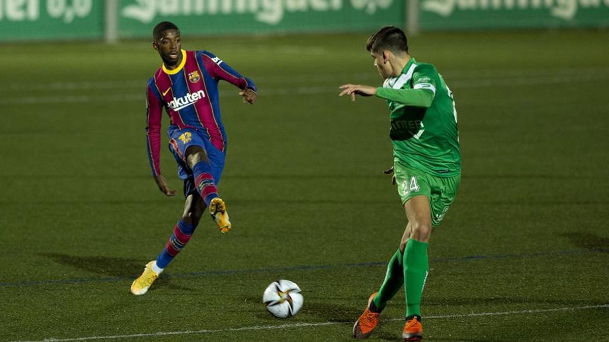 El delantero francés del FC Barcelona, Ousmane Dembélé, abrió el camino del triunfo en Cornellà