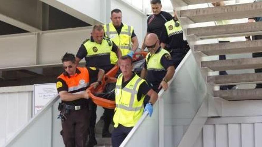 Muere un hombre en las rocas del espigón del Puerto de Valencia