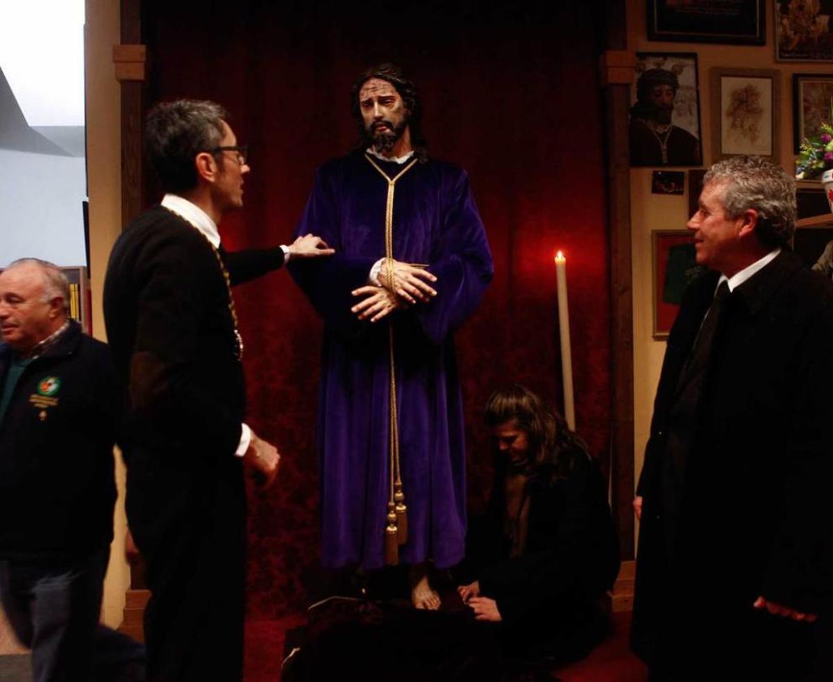 Traslado y vigilia de los Estudiantes