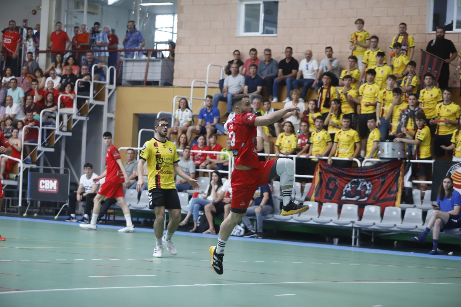 El Cajasur Córdoba BM - Handbol Sant Cugat en imágenes