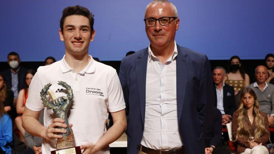 Ainhoa Repáraz y Jacobo Fernández, premiados como mejores promesas del año