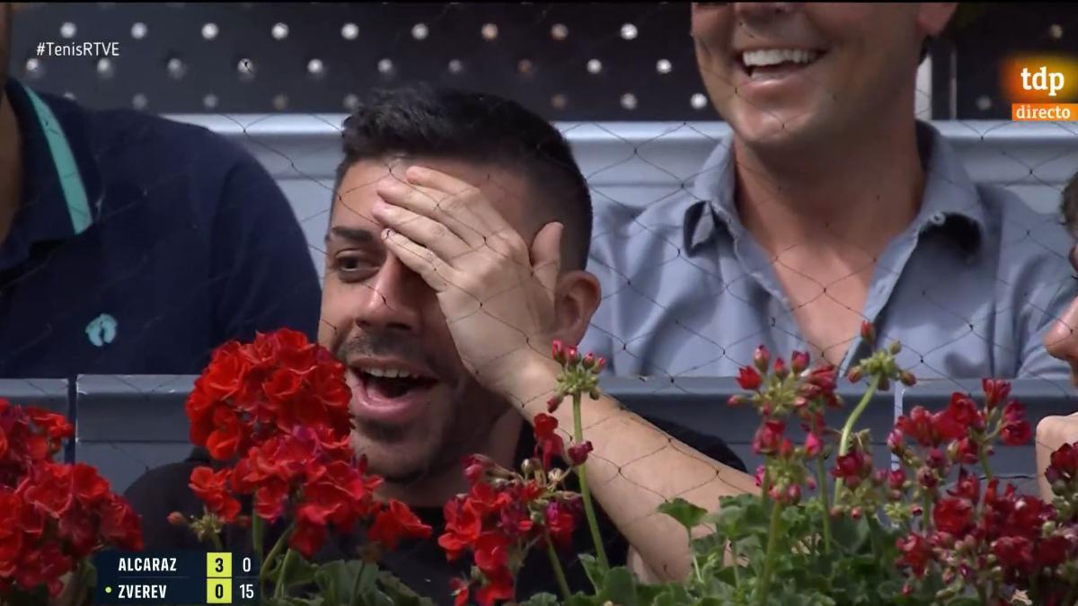 ¡Tremendo susto! DjMaRiiO recibe un pelotazo en el Alcaraz - Zverev