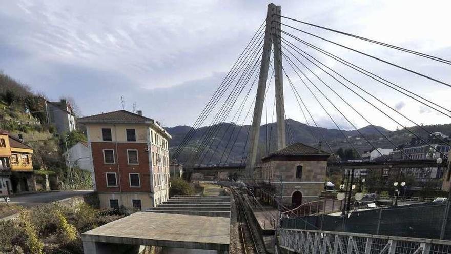 Terrenos del soterramiento de Langreo, en el entorno de la estación de Sama.