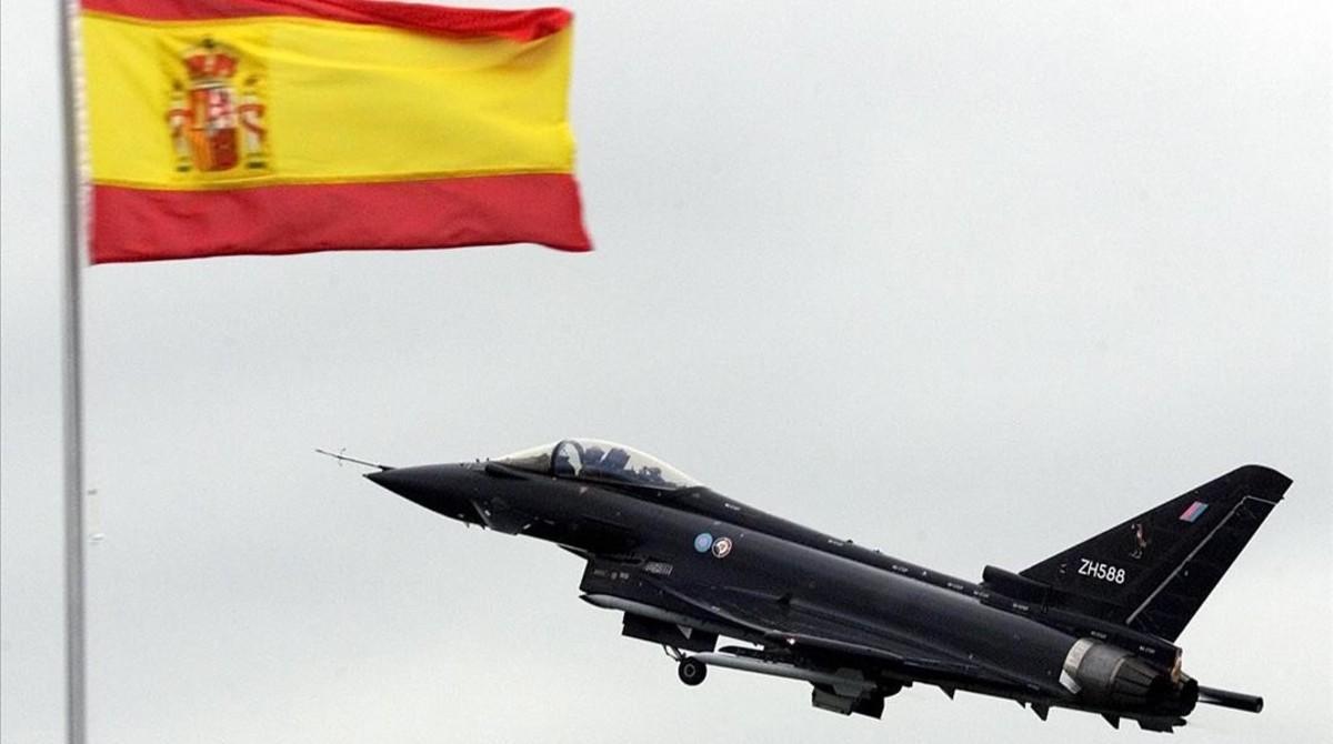 undefined346457 the newly named typhoon eurofighter flies past the spanish f171012124632